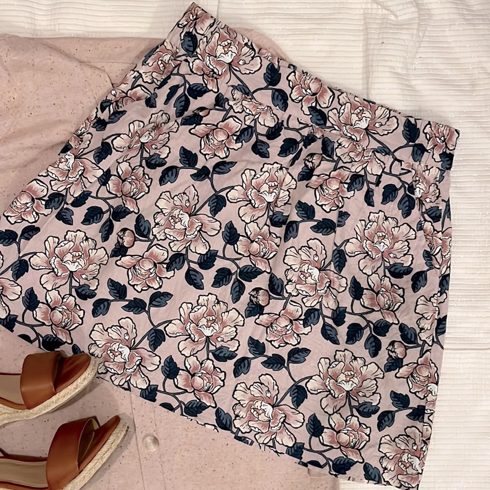 LOFT mini skirt